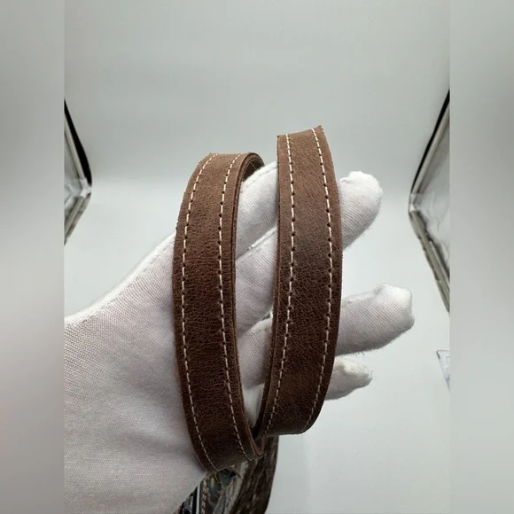 Holy Cow Couture Town Square Tote - Picture 7 of 11